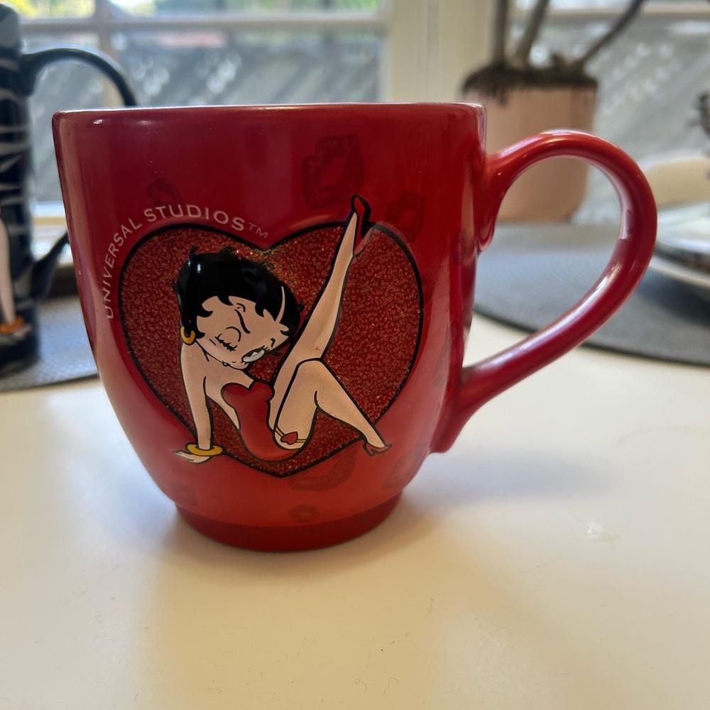 Red Mug Betty Boop collector